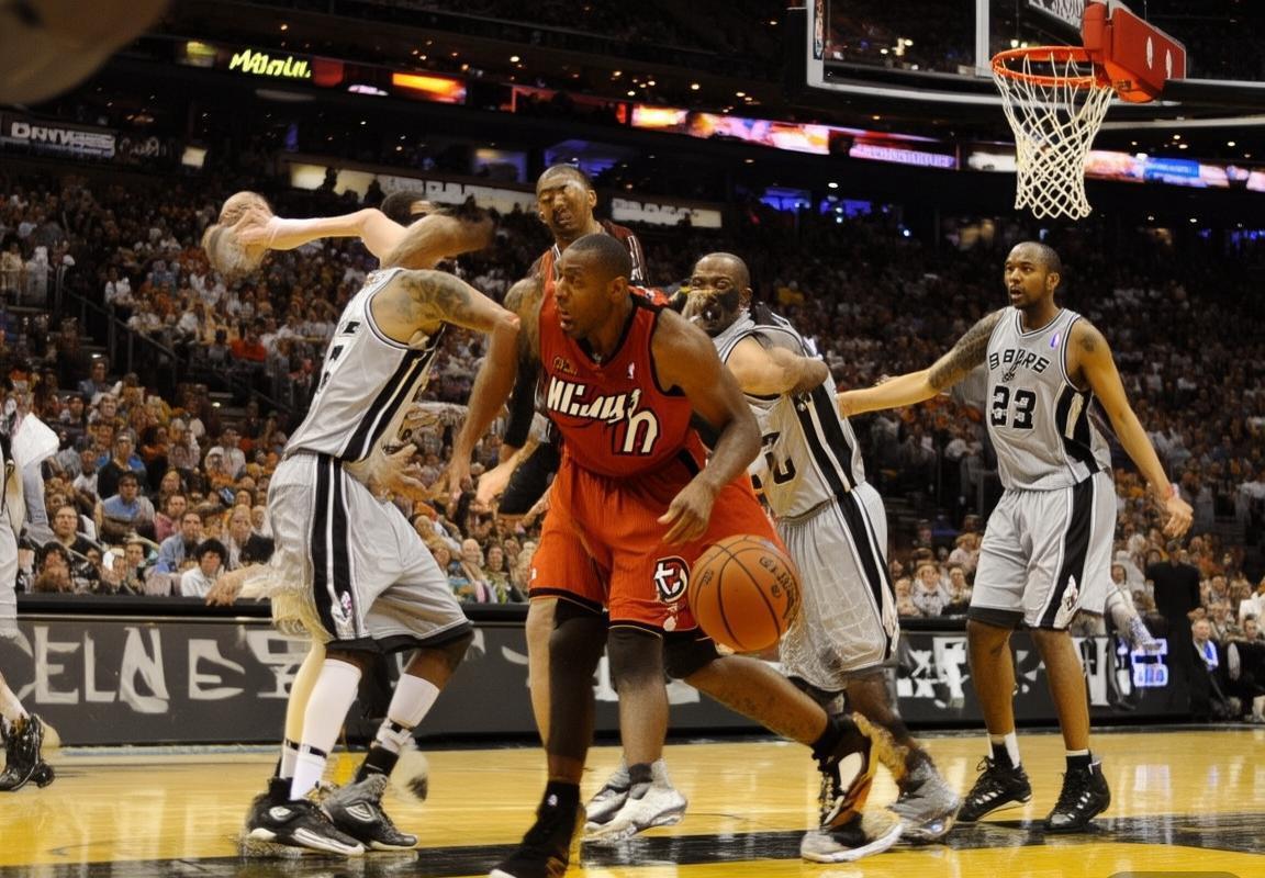 2012NBA总决赛：三巨头对马刺的巅峰对决回顾(图3)